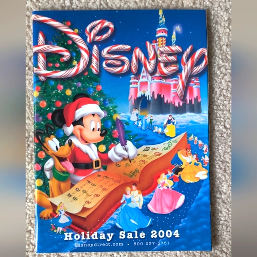 Disney Holiday and Halloween Catalog Collection 2004 - Picture 8 of 8